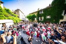 Véronique LARRUE - LARRUE VERONIQUE